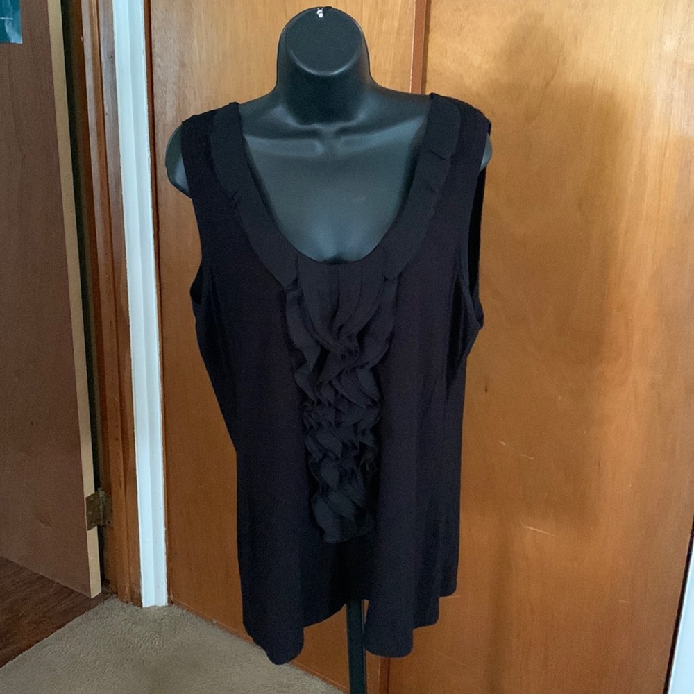 Sleeveless black top with chiffon ruffle front Size L